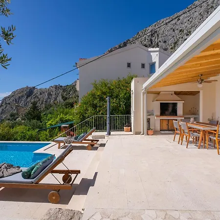 Favola 360 Photos-virtual Tour On Demand *