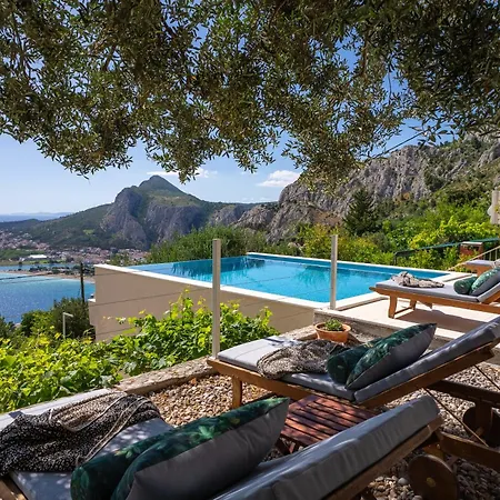 Favola 360 Photos-virtual Tour On Demand *
