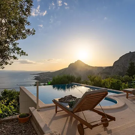 Favola 360 Photos-virtual Tour On Demand Villa