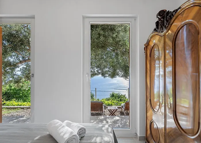 Favola 360 Photos-virtual Tour On Demand Villa *