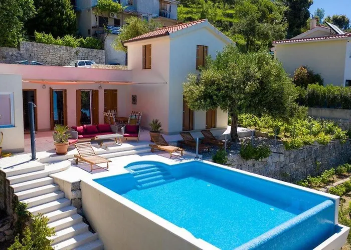 Favola 360 Photos-virtual Tour On Demand * Omis